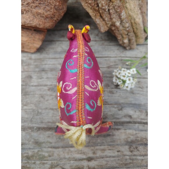 Vintage Miniature Embroidered Silk Stuffed Water Buffalo - Picture 6 of 10